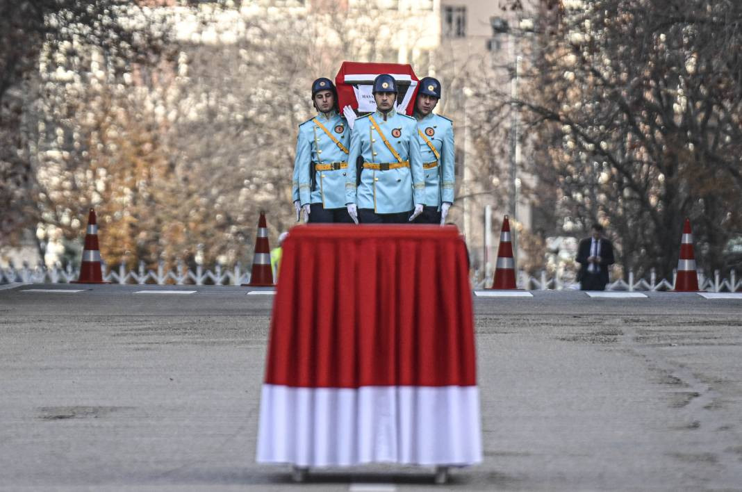 Hasan Bitmez için Meclis'te cenaze töreni. Babası Filistin atkısıyla uğurladı - Resim: 33